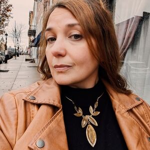 Meet your Posher, Christie